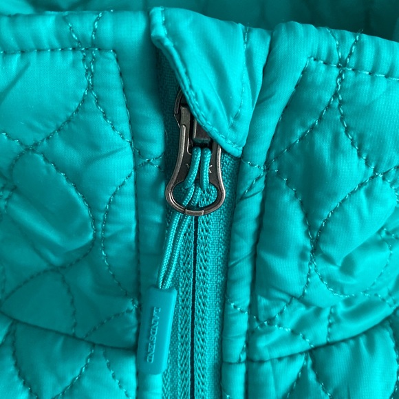 Land’s End Insulated Barn Jacket - Picture 3 of 6